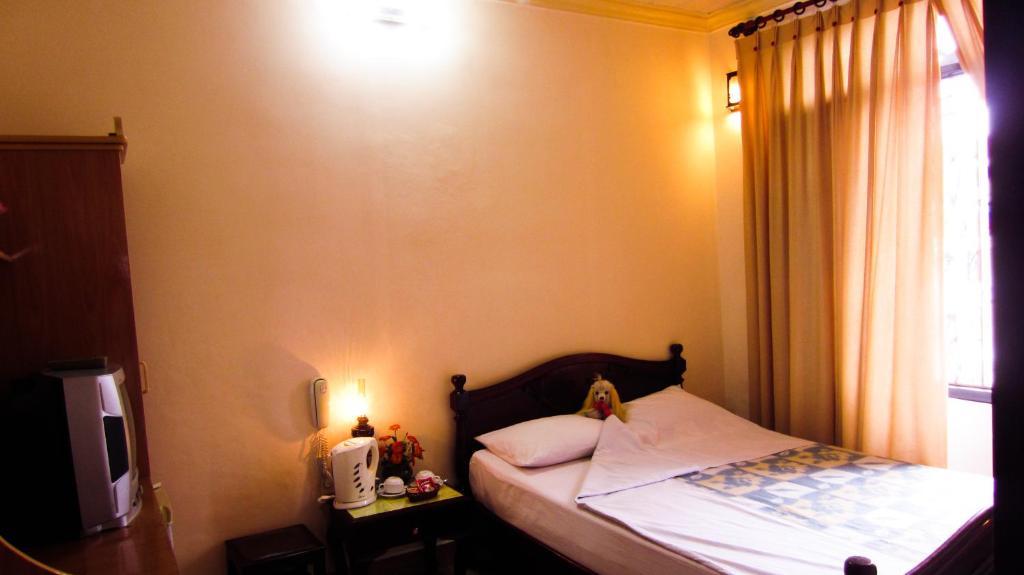 Binh Minh Sunrise Hue Hotel Ruang foto
