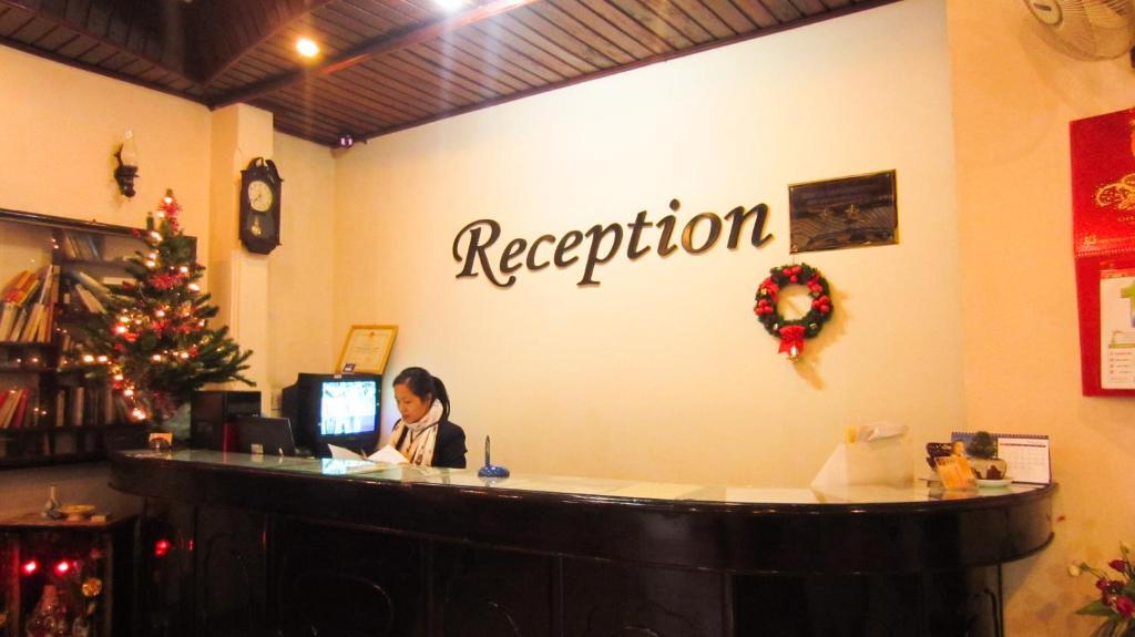 Binh Minh Sunrise Hue Hotel Bagian luar foto
