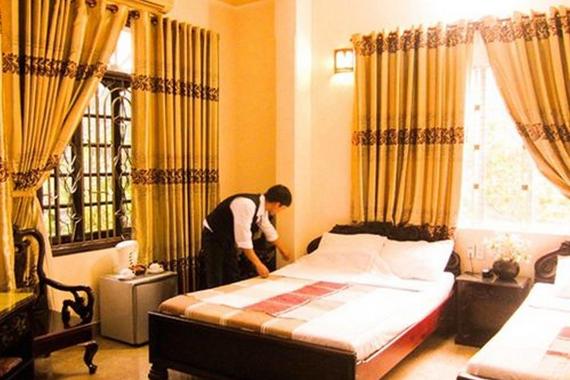 Binh Minh Sunrise Hue Hotel Bagian luar foto