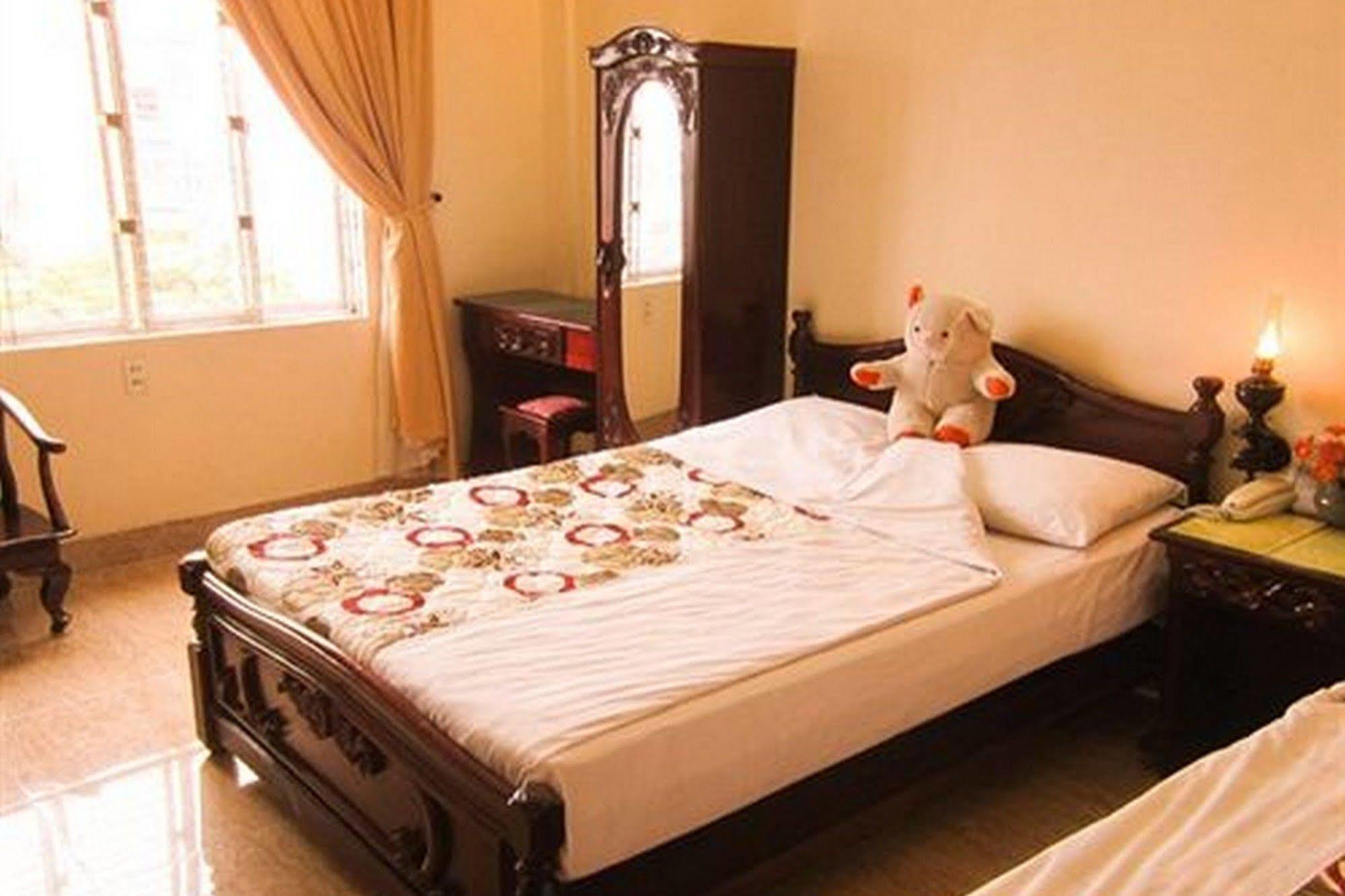 Binh Minh Sunrise Hue Hotel Bagian luar foto